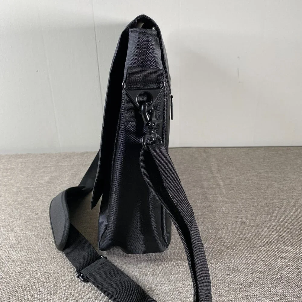 Oracle Laptop Messenger Bag Black Logo 16
